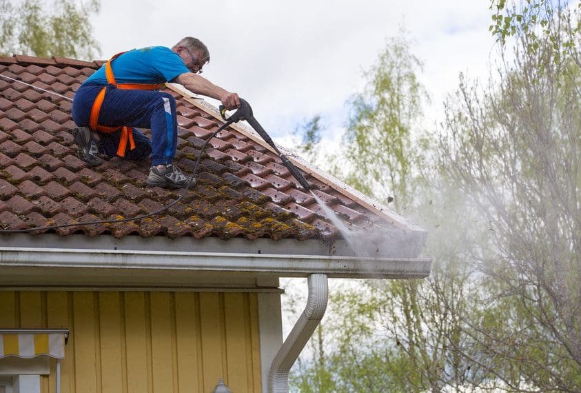 Gutter and exterior cleaning work